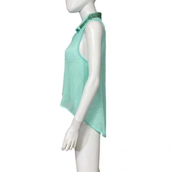 Women’s Sleeveless Mint Sequins Button Top
New - Picture 4 of 7